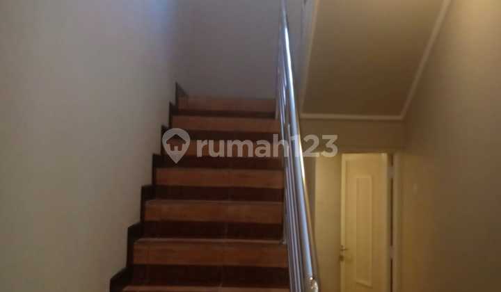 Rumah Baru Gress Lokasi Dekat Paragon Mangkubumen.solo 2