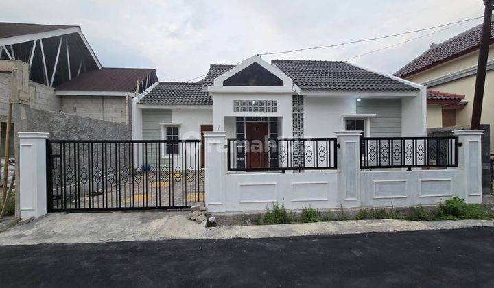 Rumah Baru Minimalis Modern Dekat Kampus Uns Solo Dan Rs Dr Moewardi Lokasi Di Ngringo Palur Solo 2