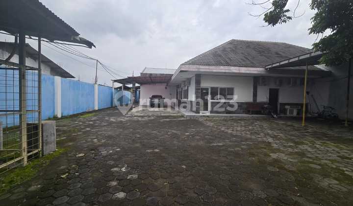 Quick Sale Warehouse / Ready-to-Use Factory 3,738 M² | Telukan Grogol Industrial Area | Container Access | 5 Minutes to Solo Baru :Fire: