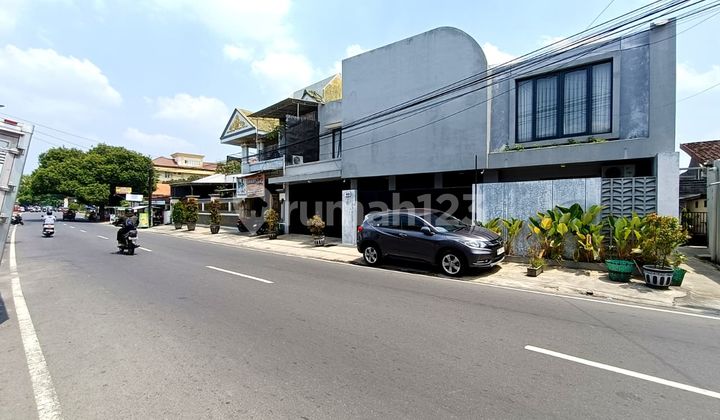 Nice New 2-Story House Located in Gilingan, Banjarsari, Solo.