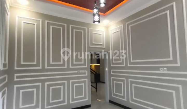 Rumah Bagus Minimalis Baru Gress 2 Lantai di Fajar Indah Colomadu Solo 2