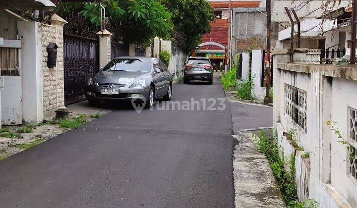 Rumah Hitung Tanah Lokasi Nyaman Di Jalan Gajah Mada 2