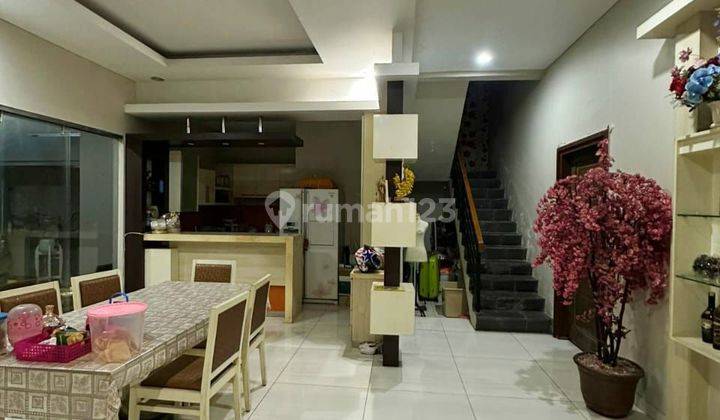 Rumah Mewah Full Furnish 2 Lantai Di Jajar Laweyan Dekat Colomadu Solo 2