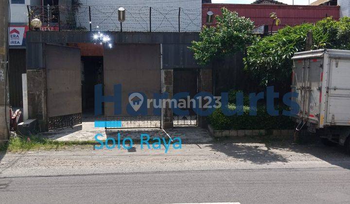 Rumah Dan Ruang Usaha Tengah Kota Di Laweyan Solo 1