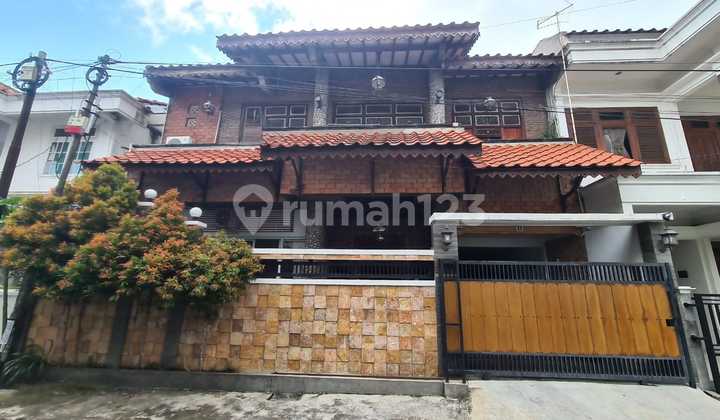 Rumah Bagus 2 Lantai Full Furnished Di Kartasura Dekat Dengan Kampus UMS