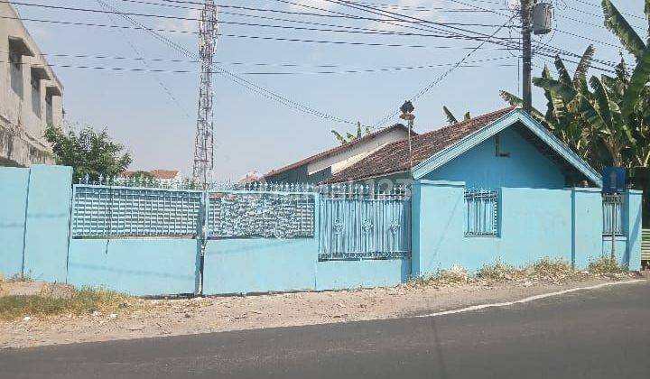 Gudang strategis akses kontainer di pinggir jl. Slamet Riyadi Kartosuro Sukoharjo 1