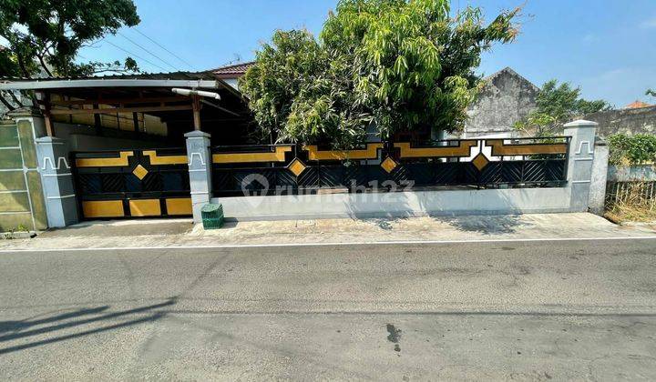 Dijual rumah bagus siap huni di Baturan, Colomadu, Solo 1