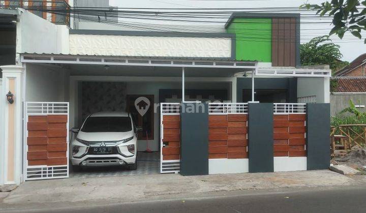 Rumah bagus siap pakai
 Colomadu, Solo 1