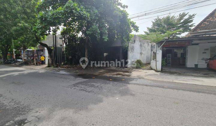 Rumah hitung tanah strategis tengah kota solo 2