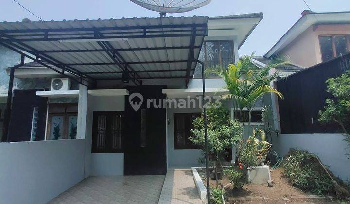 Rumah bagus murah semi furnish dekat solo baru 1