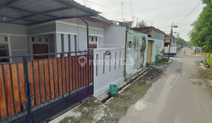 Rumah siap pakai di Mangkubumen, solo 1