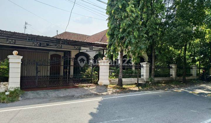 Rumah bagus tengah kota solo 1