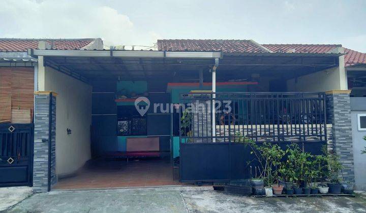 Rumah siap huni dekat jalan jaya wijaya mojosongo solo
 1