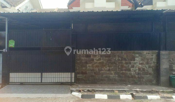 Rumah siap pakai di solo baru 2