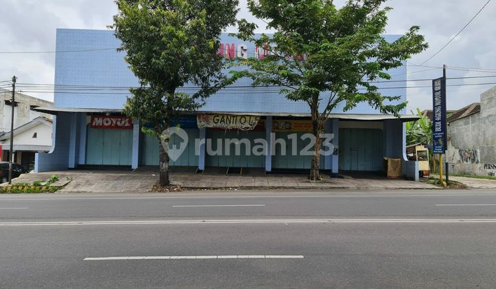 Ruang usaha strategis pinggir jalan lawu karanganyar solo