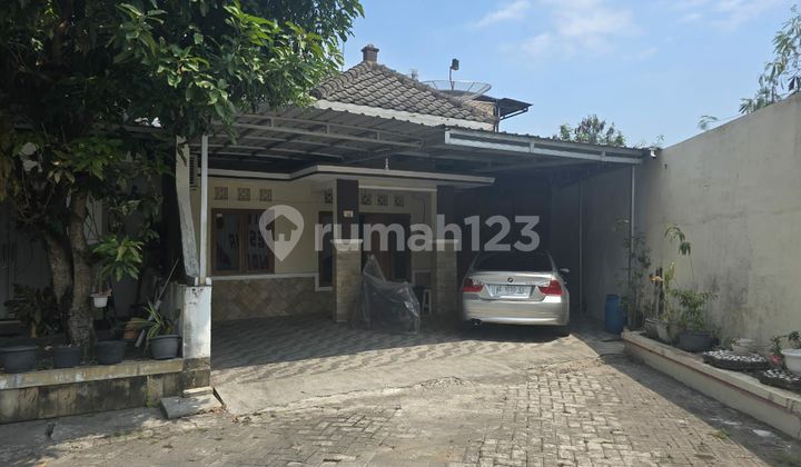 Rumah bagus siap pakai di colomadu solo dekat pintu tol klodran 2