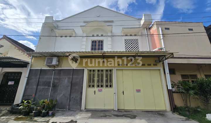 Dijual Rumah Strategis Siap Pakai, Dekat Jalan Yos Sudarso Serengan Solo Dijual Rumah Strategis Siap Pakai, Dekat Jalan Yos Sudarso Serengan Solo