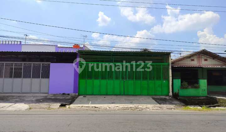 Ruang Usaha Strategis di Jebres Dekat Mojosongo Solo