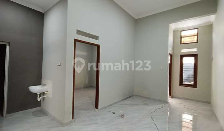 Rumah Bagus Siap Pakai di Colomadu Dekat Kartasura Solo 2