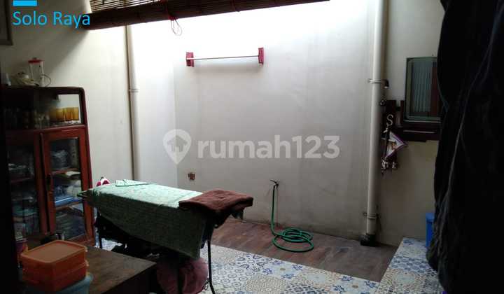 Rumah Siap Huni Minimalis Modern Cluster Elite di Gentan Dekat Colomadu Solo.  2
