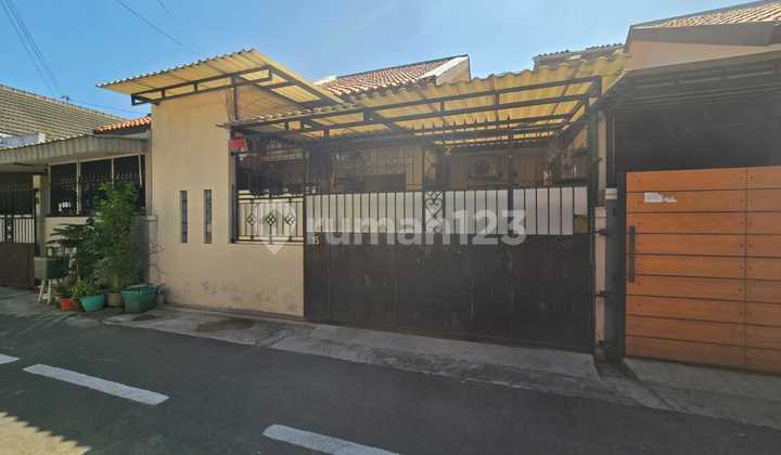 Rumah Minimalis Siap Pakai Dekat Mall The Park dan Pakuwon Solo Baru