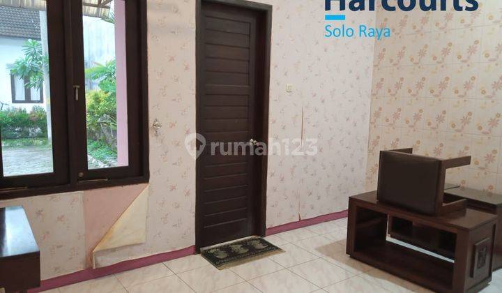 Rumah Cantik Siap Huni Di Cluster Lokasi Strategis Dekat Mall The Park Solo Baru  2