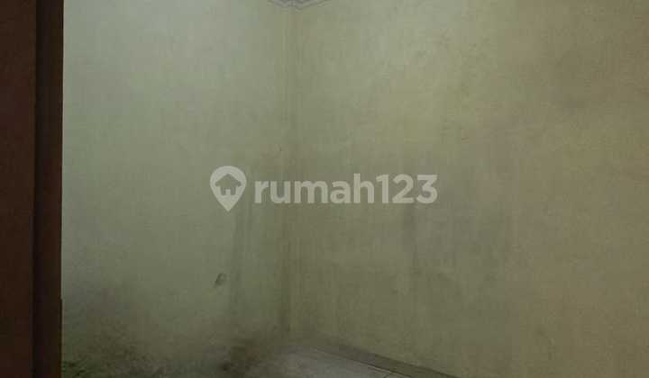 Ruang Usaha Strategis Di Kawasan Prime Usaha, Jalan Yos Sudarso. Bangunan Bersih Terawat Siap Pakai. Ruang Usaha Strategis Di Kawasan Prime Usaha, Jalan Yos Sudarso. Bangunan Bersih Terawat Siap Pakai.