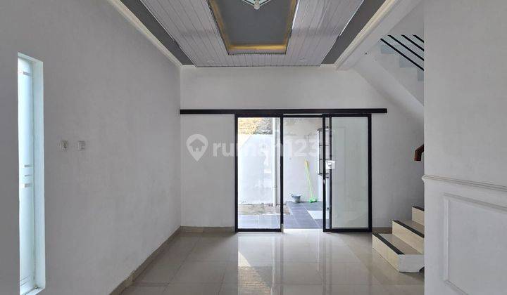 Rumah Bagus Minimalis Modern Di Gentan Solo 2