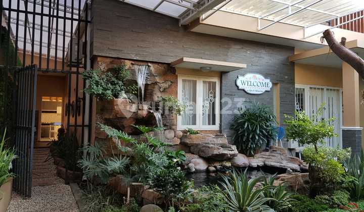 Rumah Mewah Minimalis Di Nusukan Banjarsari Solo Rumah Mewah Minimalis Di Nusukan Banjarsari Solo