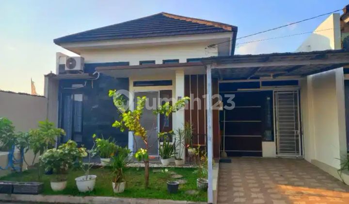 Rumah Bagus Siap Huni Di Cluster Elite Gentan Dekat Kartasura Solo