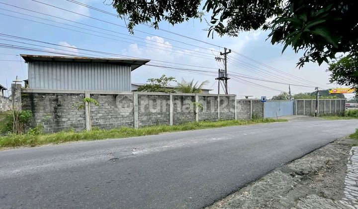 Gudang Zona Merah Lokasi Dekat Karanganyar Dan Uns