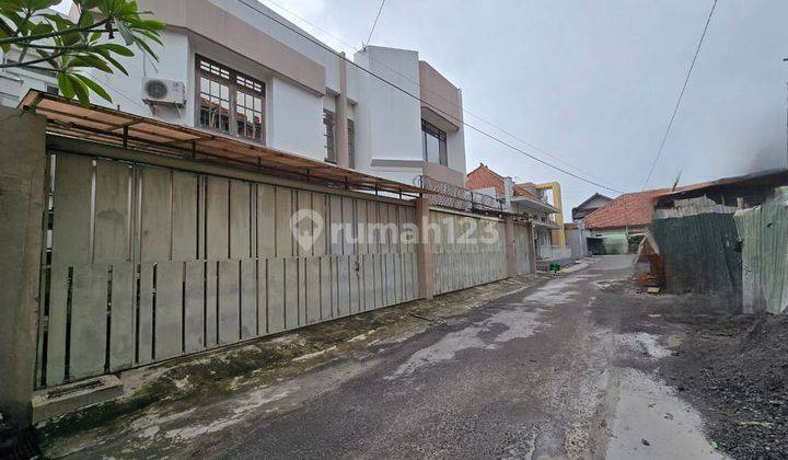 Rumah Mewah Full Furnished Siap Huni Tengah Kota Dekat Balaikota Solo 1