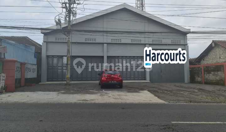 For Rent Strategic Warehouse with Container Access in Boyolali City, Trucks Can Enter the Warehouse.