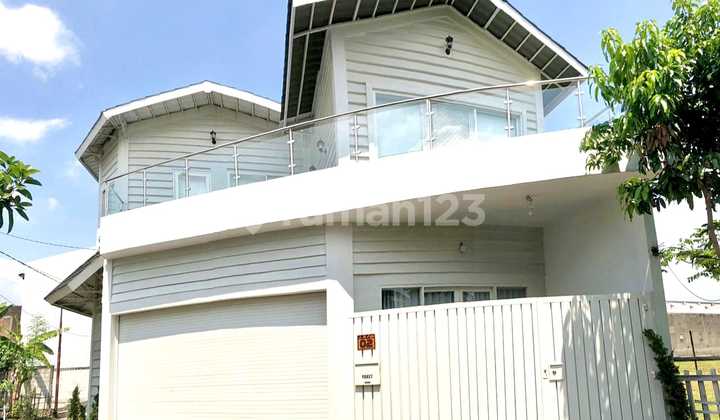 For Sale: Nice 2-Story American Modern Style House in Banaran, Ngringo, Jaten, Karanganyar