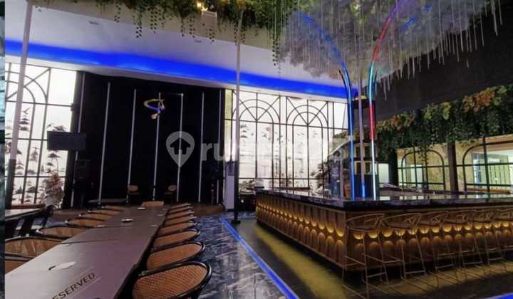 Ruang Usaha Mewah Strategis di Setabelan Banjarsari Solo, Eks Resto dan Bar Ruang Usaha Mewah Strategis di Setabelan Banjarsari Solo, Eks Resto dan Bar