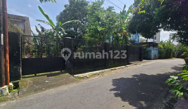 Ready-to-Build Land for Luxury Houses in Sumber, Banjarsari, Solo Ready-to-Build Land for Luxury Houses in Sumber, Banjarsari, Solo