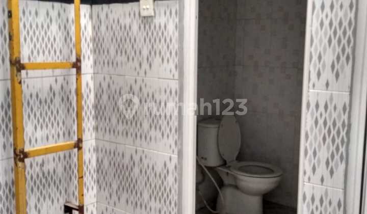 Rumah Furnished Bagus 2 Lantai Siap Huni Dekat Dengan Wisata De Tjolomadu Di Malangwijan Colomadu Solo 2