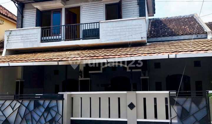 Rumah Bagus Siap Pakai di Colomadu Dekat Kartasura Solo Rumah Bagus Siap Pakai di Colomadu Dekat Kartasura Solo