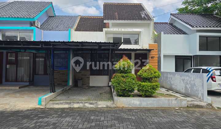 Rumah Minimalis Modern Cluster Elite di Colomadu Dekat Kartasura Solo