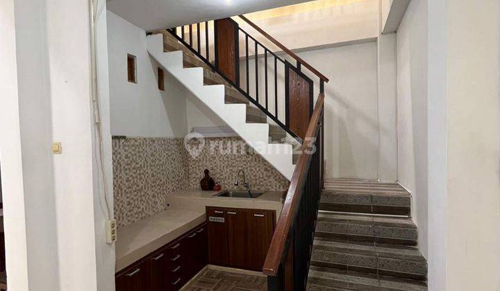 Rumah 2 Lantai Full Furnished Cluster Di Colomadu Solo 2