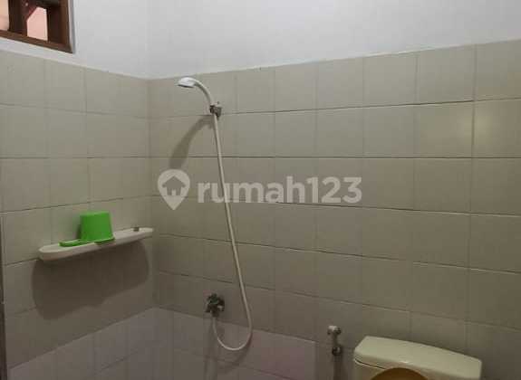 House in the city center of Solo 2