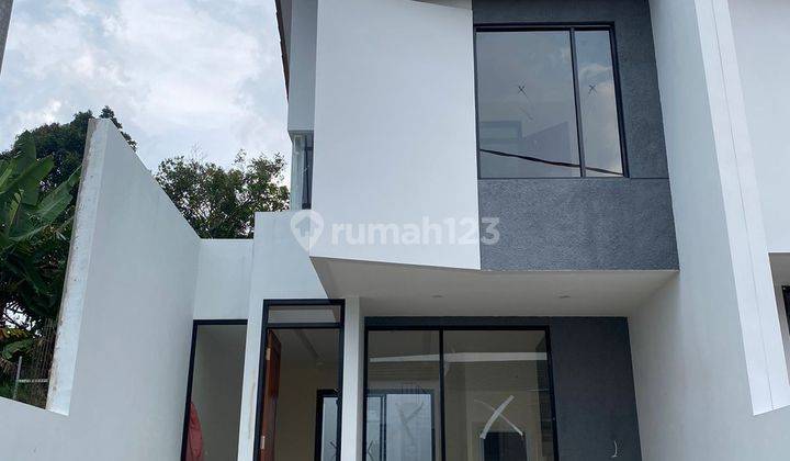 Dijual Rumah Minimalis  2 Lantai Di Ciwaruga Sayap Geger Kalong Setiabudi Bandung 2