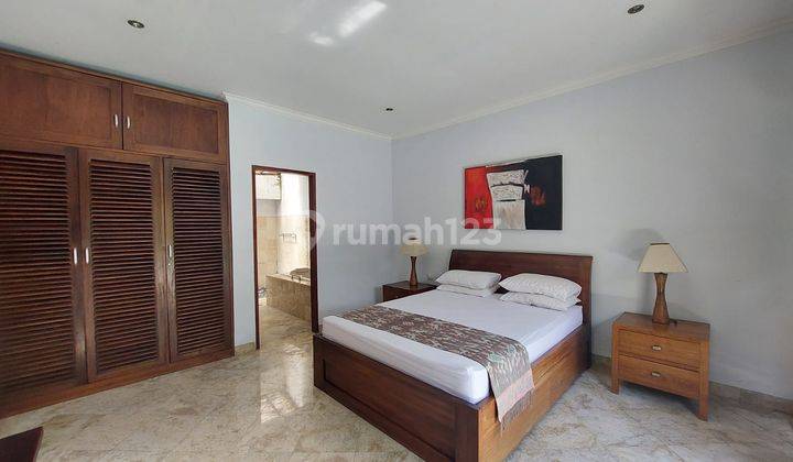 Dijual Villa Lantai Satu Di Semer, Kerobokan Bali Udb 549 2