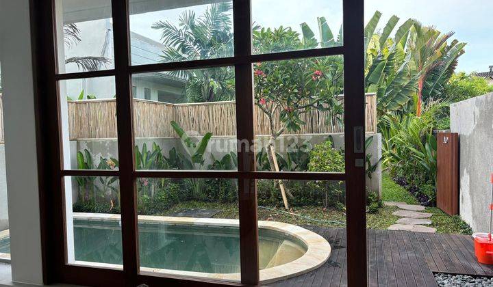 Rumah Kontrakan Bagus Furnished SHM di Kerobokan, Badung 2