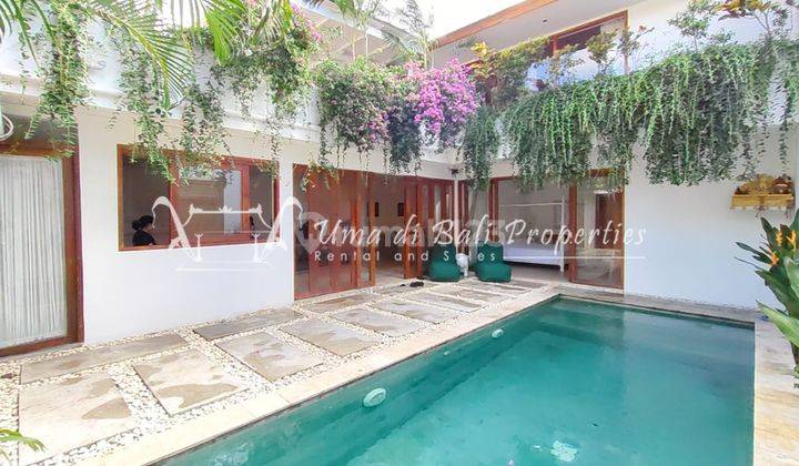 Stunning Three bedroom Villa In The Heart Of Berawa, Badung Bali  1