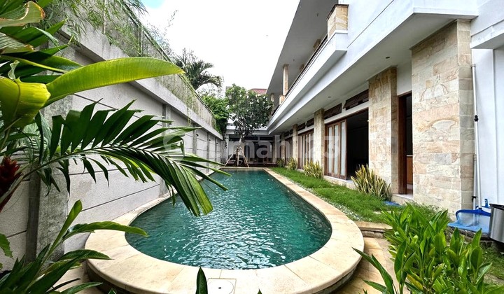 Rumah Kontrakan Bagus Furnished SHM Seminyak, Badung IP 530