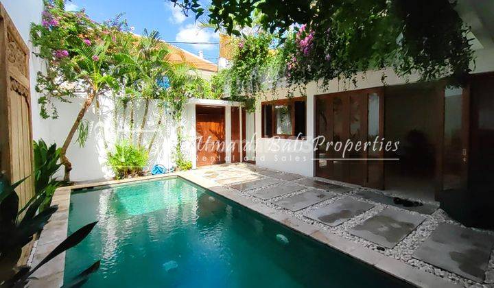 Stunning Three bedroom Villa In The Heart Of Berawa, Badung Bali  2