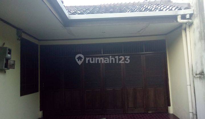 Rumah lama trawat cocok untuk keluarga besar SHM Sudah Renovasi 2