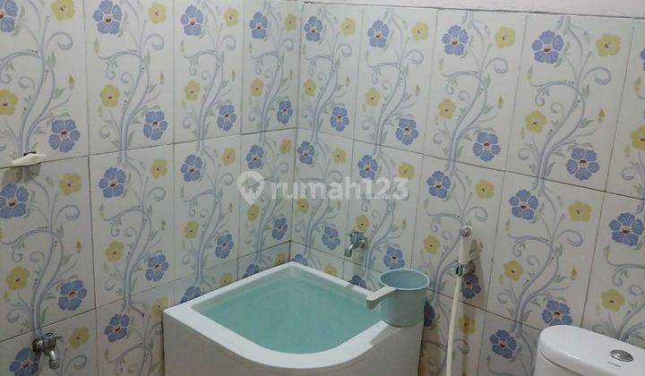 Lokasi strategis, dikawasan perkantoran perdagangan 10