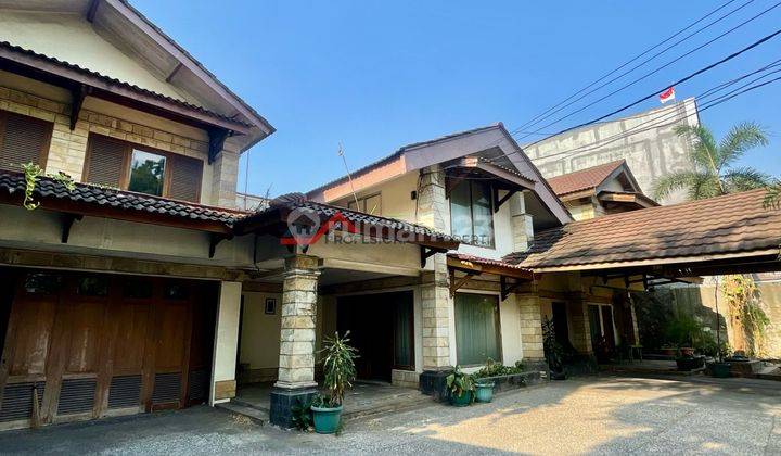 Rumah Bangunan Kokoh Di Pinggir Jalan Pejaten Barat Raya  1